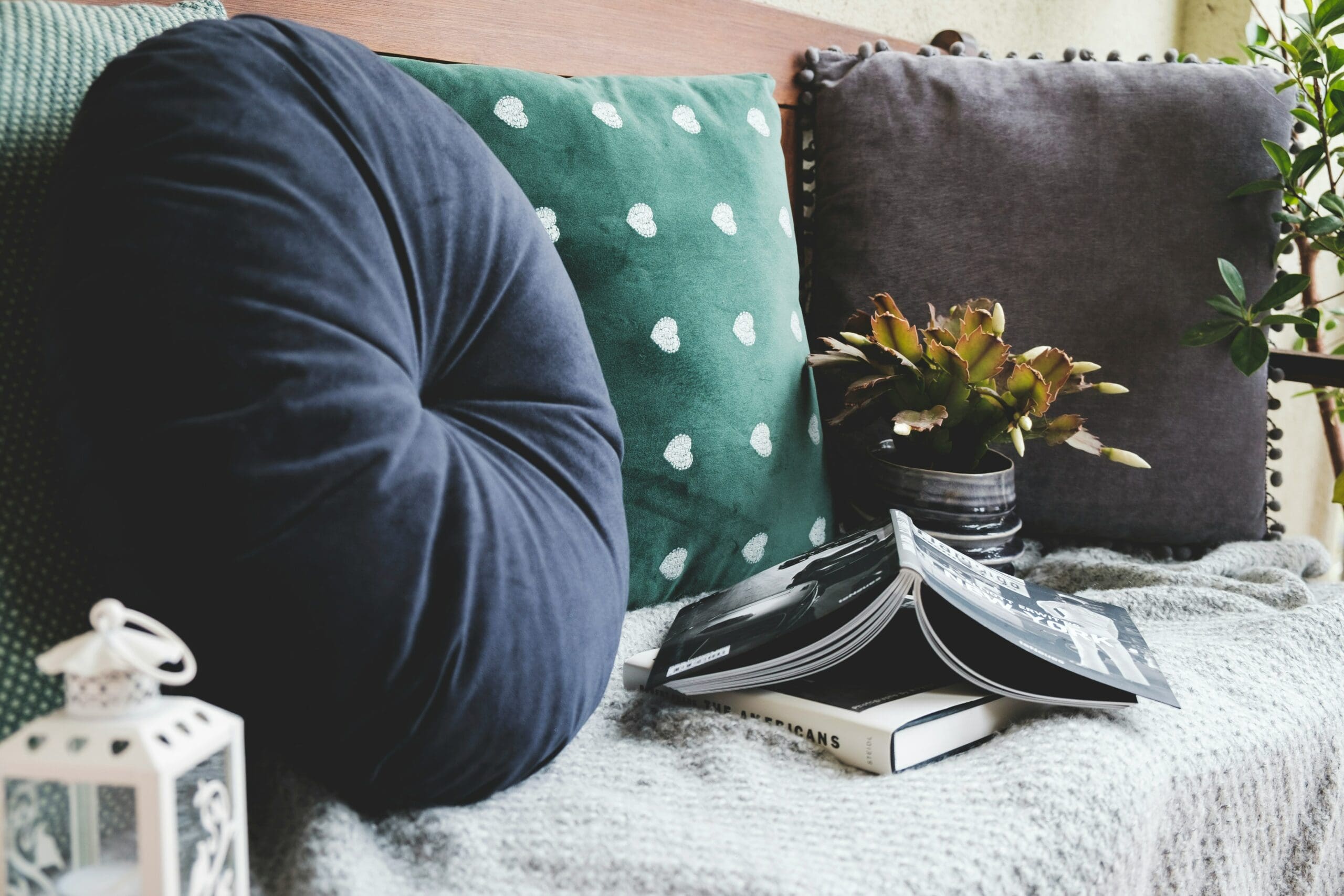 Winter-friendly home nook pillows and book
